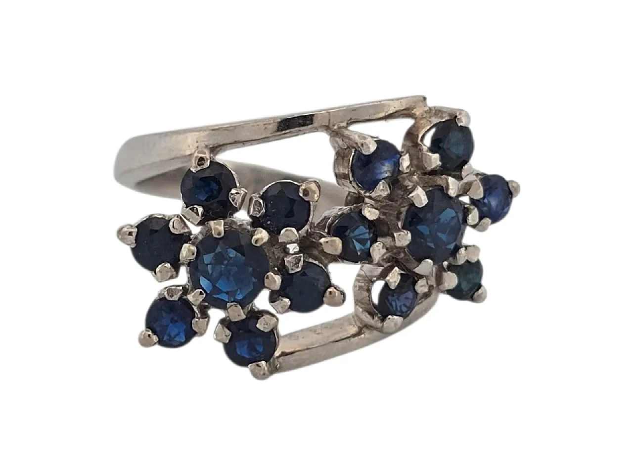 14k vitguld ring med safirer 5,7